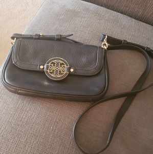 Tory burch amanda crossbody